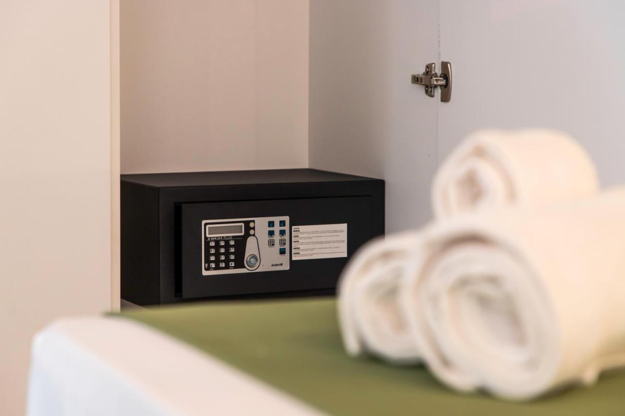 Metropolitan Rooms Cagliari Exterior foto